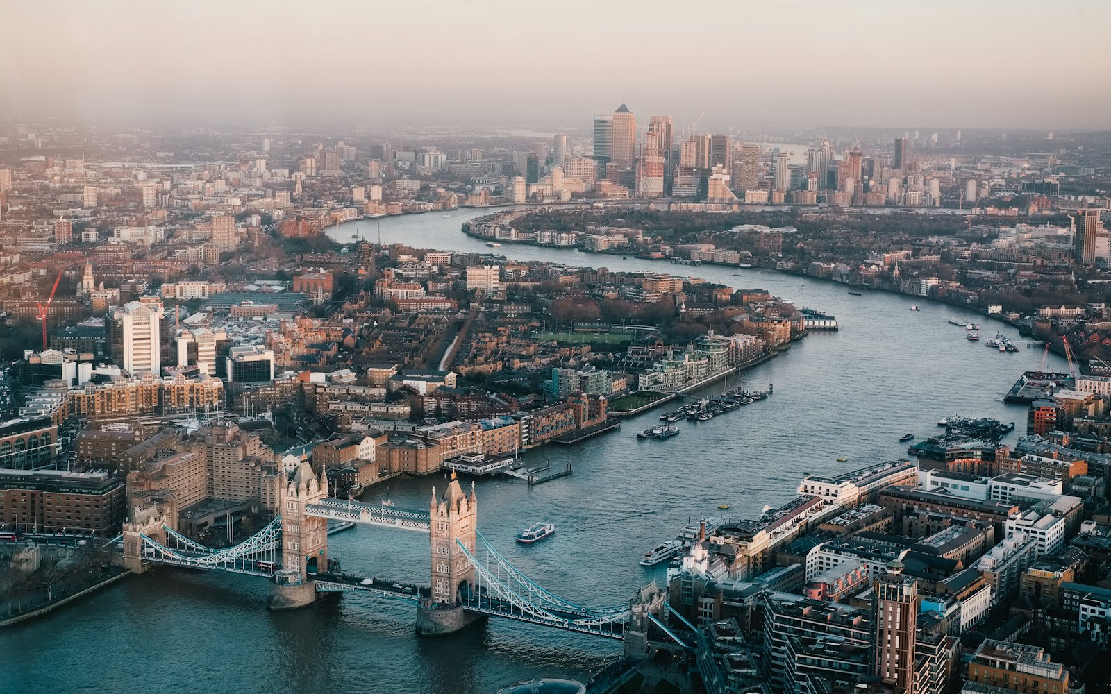 Londra'da Big Ben ve Westminster